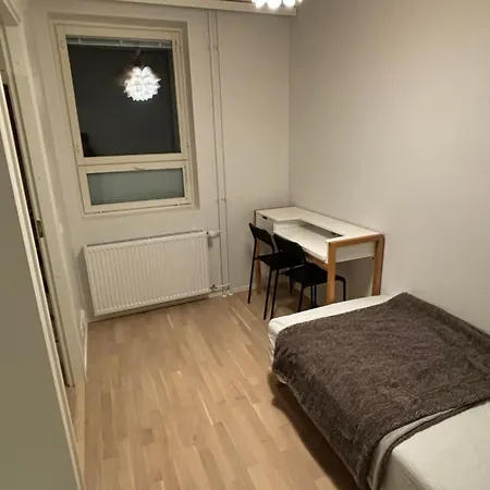 Guest house Cozy With Cat Jaetkaesaari Helsinki
