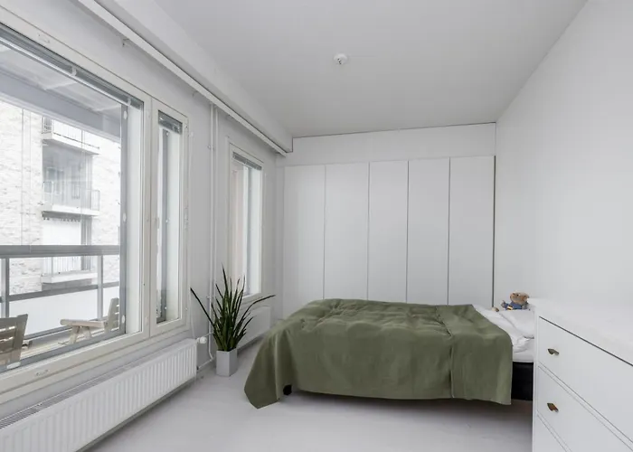 Cozy With Cat Jaetkaesaari * Ελσίνκι